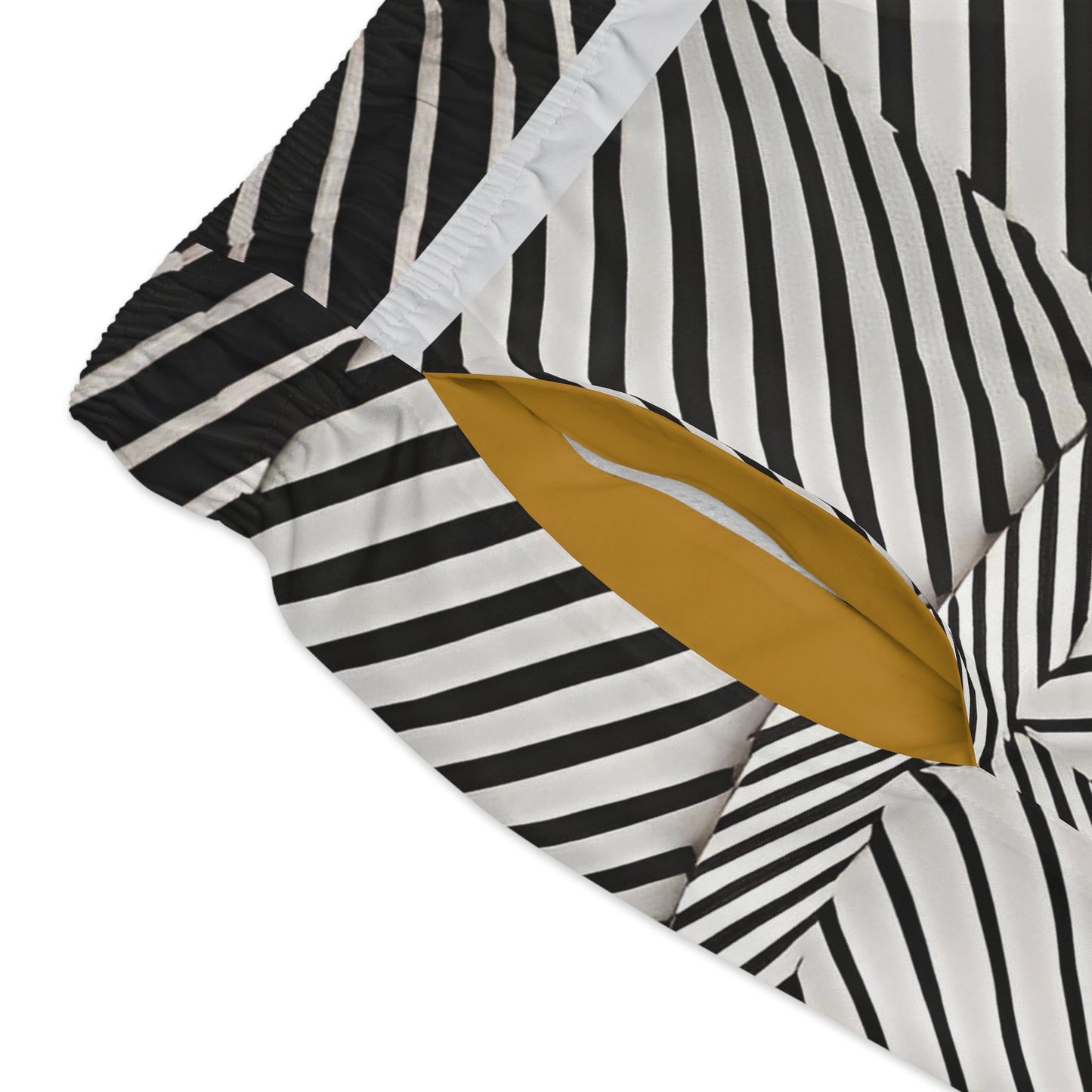 B&W Waves (BKS)đ€Swim Trunks