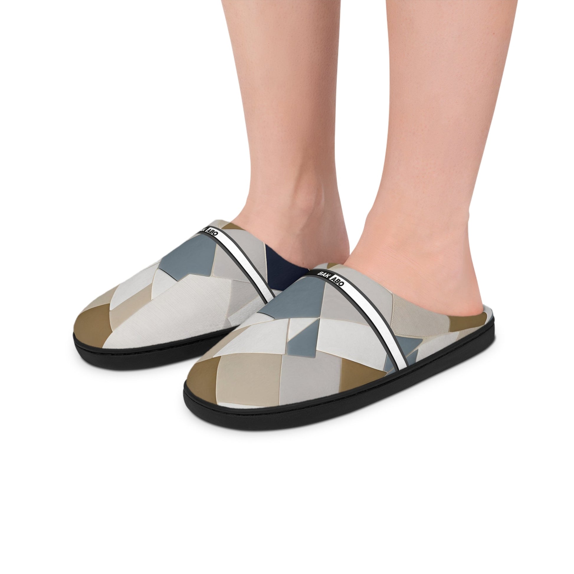 Geometric Neutral Women's Indoor Slippers — Modern Pattern Comfort Printify bakabo.club