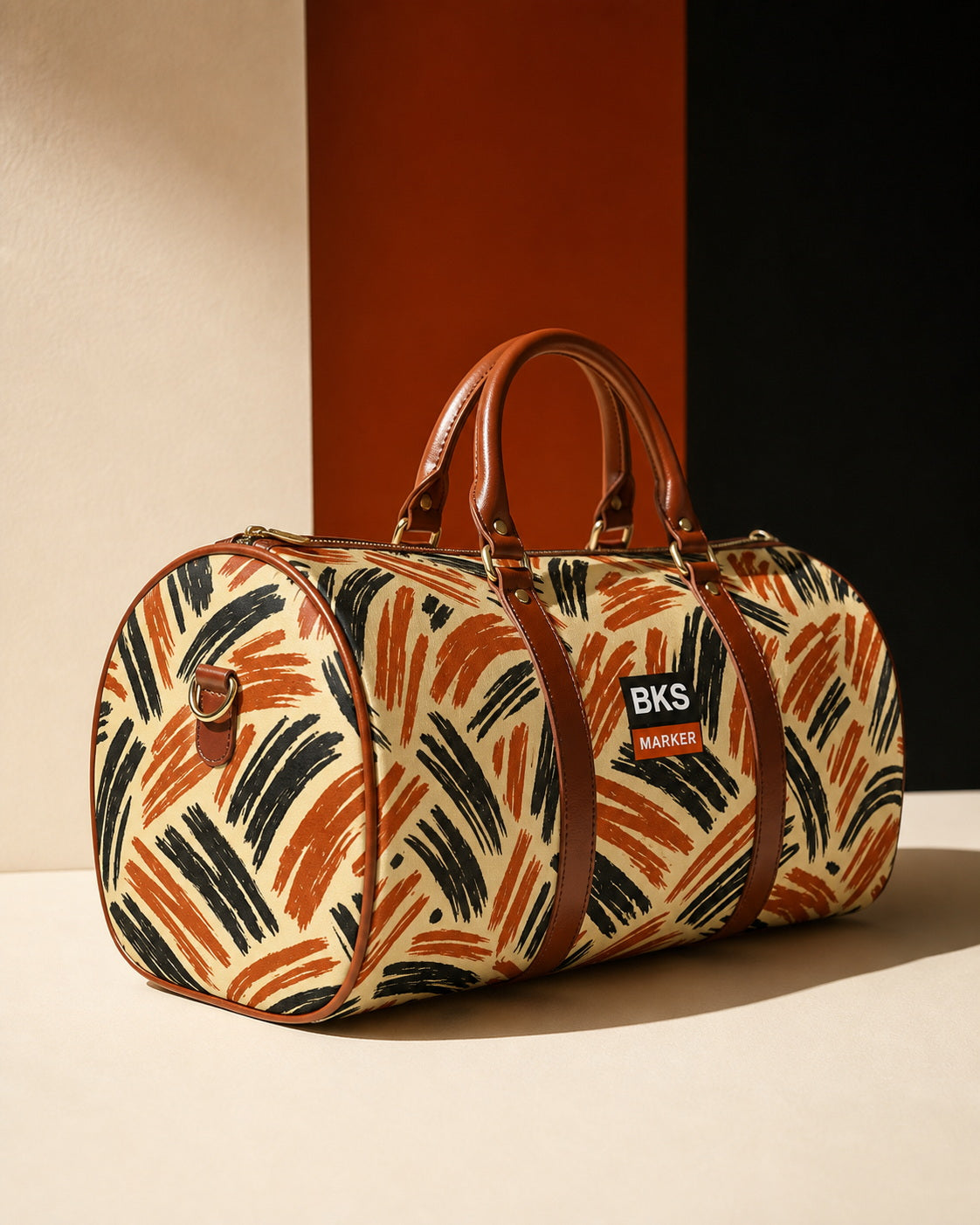 BKS Marker Drip™ Travel Bag 03_side-construction-4x5